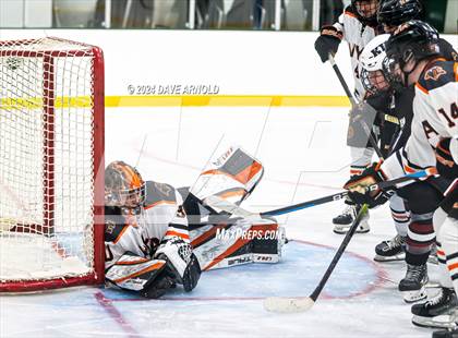 Thumbnail 3 in Kents Hill School vs. North Yarmouth Academy (Maine Prep Cup Final) photogallery.
