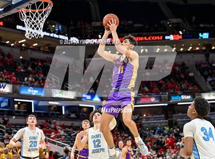 Thumbnail 2 in Scottsburg vs. South Bend St. Joseph (IHSAA 3A Final)  photogallery.