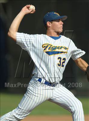 Thumbnail 2 in West vs. Valencia (CIF SS D2 Playoffs) photogallery.