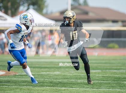 Thumbnail 2 in Serra @ Archbishop Mitty photogallery.