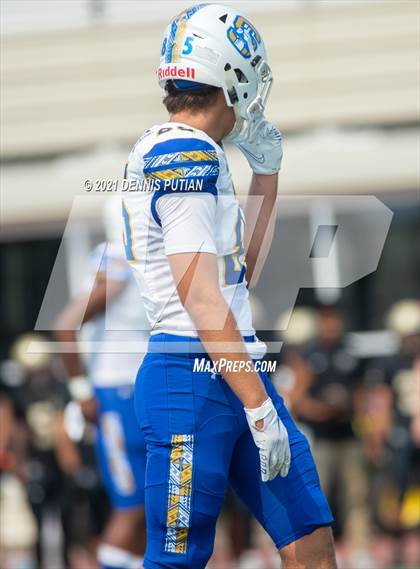 Thumbnail 2 in Serra @ Archbishop Mitty photogallery.
