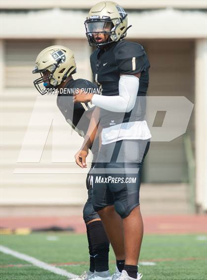 Thumbnail 1 in Serra @ Archbishop Mitty photogallery.