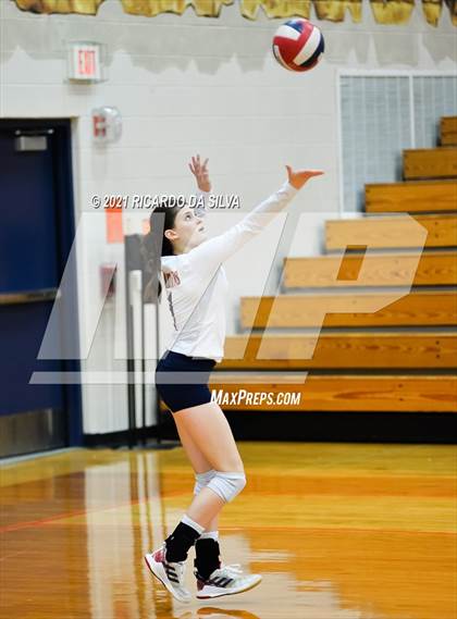 Thumbnail 2 in Seven Lakes vs Mayde Creek photogallery.