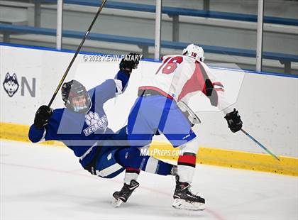 Thumbnail 2 in Rocky Hill/Middletown/Plainville/H-K  @ E.O. Smith/Tolland photogallery.