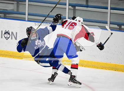 Thumbnail 1 in Rocky Hill/Middletown/Plainville/H-K  @ E.O. Smith/Tolland photogallery.