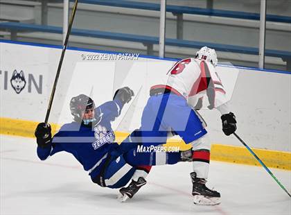 Thumbnail 3 in Rocky Hill/Middletown/Plainville/H-K  @ E.O. Smith/Tolland photogallery.