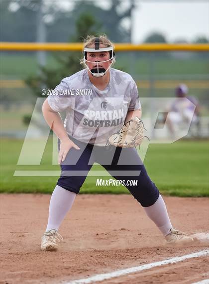 Thumbnail 2 in Muscatine vs Pleasant Valley (Linn-Mar/Alburnett Invitational) photogallery.