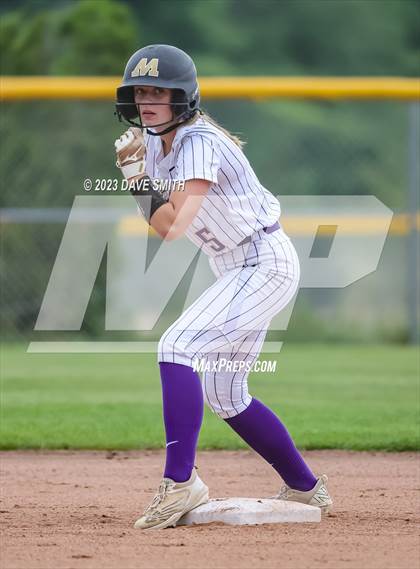 Thumbnail 3 in Muscatine vs Pleasant Valley (Linn-Mar/Alburnett Invitational) photogallery.