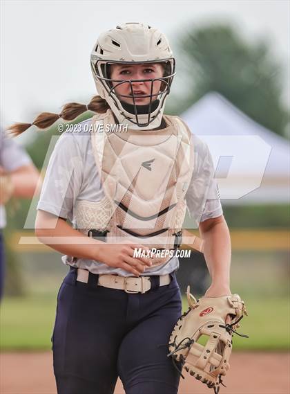 Thumbnail 1 in Muscatine vs Pleasant Valley (Linn-Mar/Alburnett Invitational) photogallery.