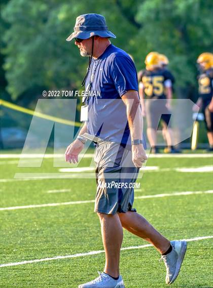 Thumbnail 3 in Mill Valley @ Shawnee Mission West photogallery.