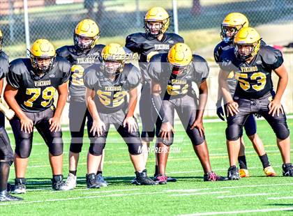 Thumbnail 2 in Mill Valley @ Shawnee Mission West photogallery.