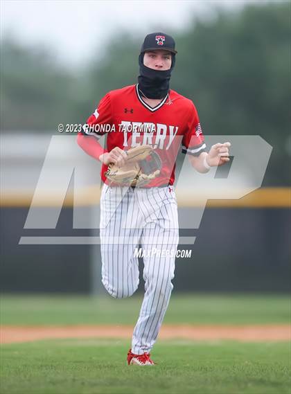 Thumbnail 3 in Lamar Consolidated @ Terry photogallery.