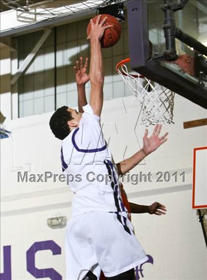 Thumbnail 1 in St. Raymond @ New Rochelle photogallery.