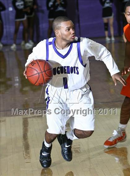 Thumbnail 2 in St. Raymond @ New Rochelle photogallery.
