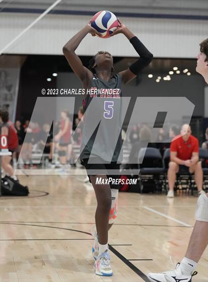 Thumbnail 3 in St. Stephen's Episcopal vs. St. Andrew's (Aggieland Come and Take It Showdown) photogallery.