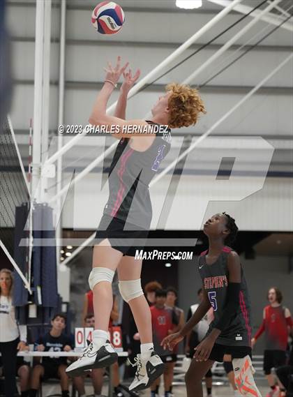 Thumbnail 2 in St. Stephen's Episcopal vs. St. Andrew's (Aggieland Come and Take It Showdown) photogallery.