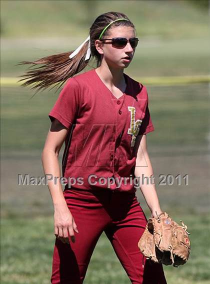 Thumbnail 1 in La Canada vs. Oxnard (T.O. Tournament) photogallery.