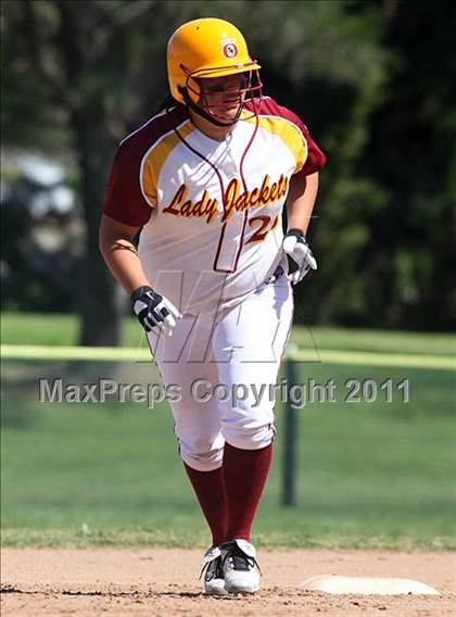 Thumbnail 3 in La Canada vs. Oxnard (T.O. Tournament) photogallery.