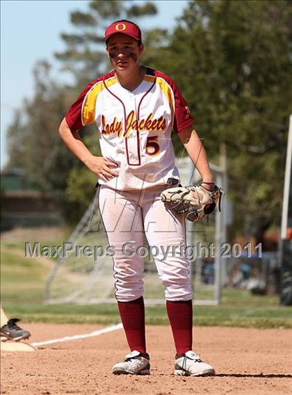Thumbnail 3 in La Canada vs. Oxnard (T.O. Tournament) photogallery.