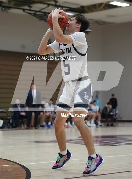Thumbnail 2 in Central Catholic vs Nolan Catholic (TAPPS 6A Area Playoff) photogallery.