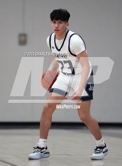 Thumbnail 2 in Central Catholic vs Nolan Catholic (TAPPS 6A Area Playoff) photogallery.
