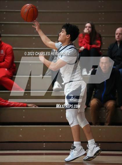 Thumbnail 2 in Central Catholic vs Nolan Catholic (TAPPS 6A Area Playoff) photogallery.