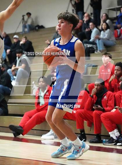 Thumbnail 3 in Central Catholic vs Nolan Catholic (TAPPS 6A Area Playoff) photogallery.