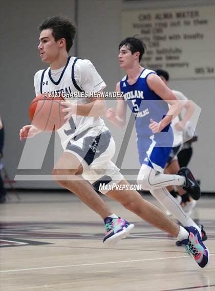 Thumbnail 1 in Central Catholic vs Nolan Catholic (TAPPS 6A Area Playoff) photogallery.