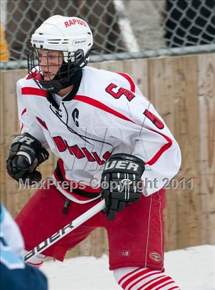 Thumbnail 3 in Coon Rapids @ Blaine (Outdoor Classic) photogallery.