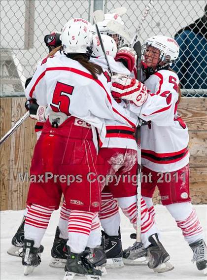 Thumbnail 1 in Coon Rapids @ Blaine (Outdoor Classic) photogallery.