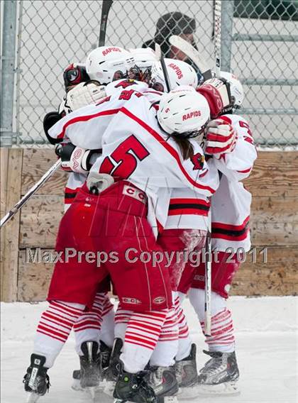 Thumbnail 3 in Coon Rapids @ Blaine (Outdoor Classic) photogallery.