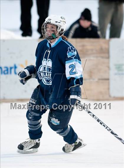 Thumbnail 3 in Coon Rapids @ Blaine (Outdoor Classic) photogallery.