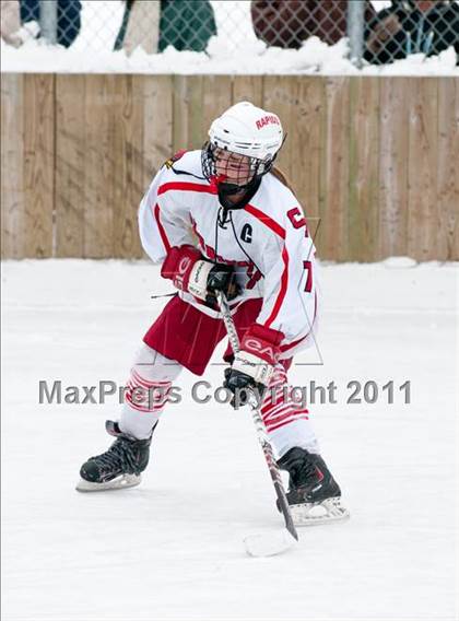 Thumbnail 2 in Coon Rapids @ Blaine (Outdoor Classic) photogallery.