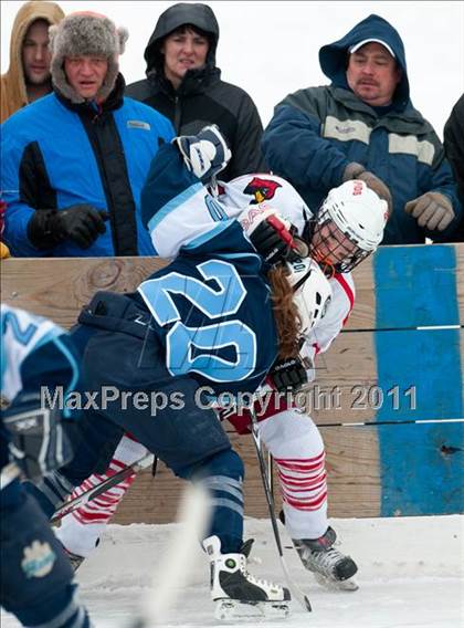 Thumbnail 2 in Coon Rapids @ Blaine (Outdoor Classic) photogallery.