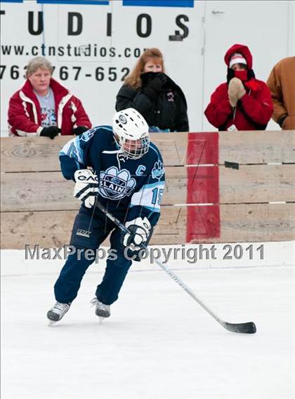 Thumbnail 2 in Coon Rapids @ Blaine (Outdoor Classic) photogallery.