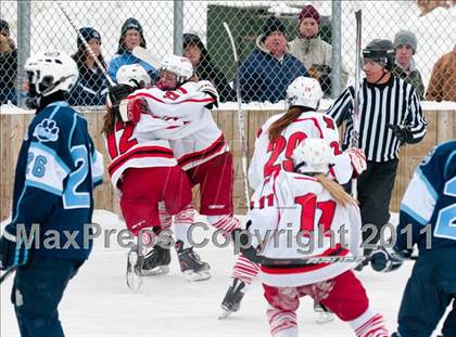 Thumbnail 2 in Coon Rapids @ Blaine (Outdoor Classic) photogallery.