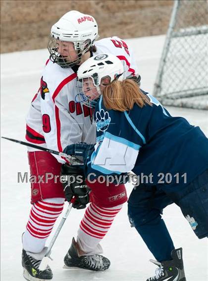 Thumbnail 2 in Coon Rapids @ Blaine (Outdoor Classic) photogallery.