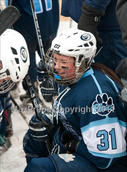 Thumbnail 2 in Coon Rapids @ Blaine (Outdoor Classic) photogallery.