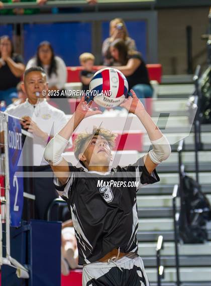 Thumbnail 1 in D'Evelyn vs. Pueblo South (CHSAA 4A Round2 M6) photogallery.