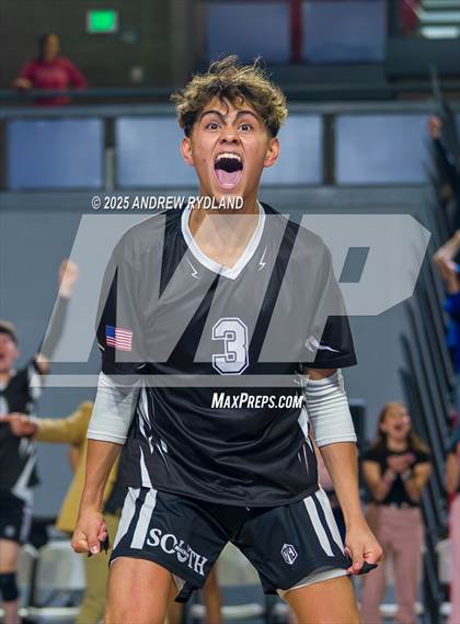 Thumbnail 2 in D'Evelyn vs. Pueblo South (CHSAA 4A Round2 M6) photogallery.