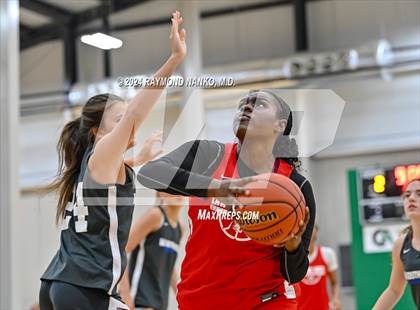Thumbnail 3 in Lawrence North vs Hamilton Southeastern (MoJo Up)  photogallery.