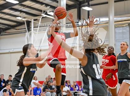 Thumbnail 2 in Lawrence North vs Hamilton Southeastern (MoJo Up)  photogallery.