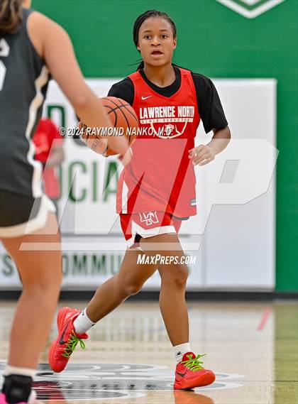 Thumbnail 3 in Lawrence North vs Hamilton Southeastern (MoJo Up)  photogallery.