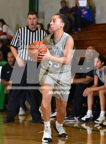 Thumbnail 1 in Mission Hills vs. Bishop Gorman (St. Mary's Stockton MLK Showcase) photogallery.