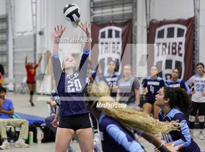 Thumbnail 3 in Pine Crest vs Coral Springs Charter (South Florida Showdown) photogallery.