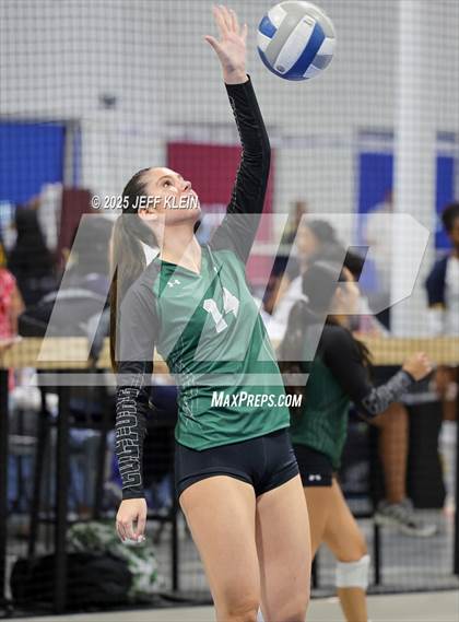 Thumbnail 1 in Pine Crest vs Coral Springs Charter (South Florida Showdown) photogallery.