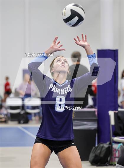Thumbnail 1 in Pine Crest vs Coral Springs Charter (South Florida Showdown) photogallery.