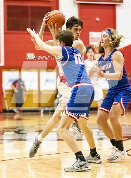 Thumbnail 3 in Conner vs Dixie (ninth region semifinal) photogallery.