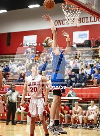 Thumbnail 3 in Conner vs Dixie (ninth region semifinal) photogallery.