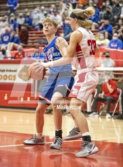 Thumbnail 1 in Conner vs Dixie (ninth region semifinal) photogallery.